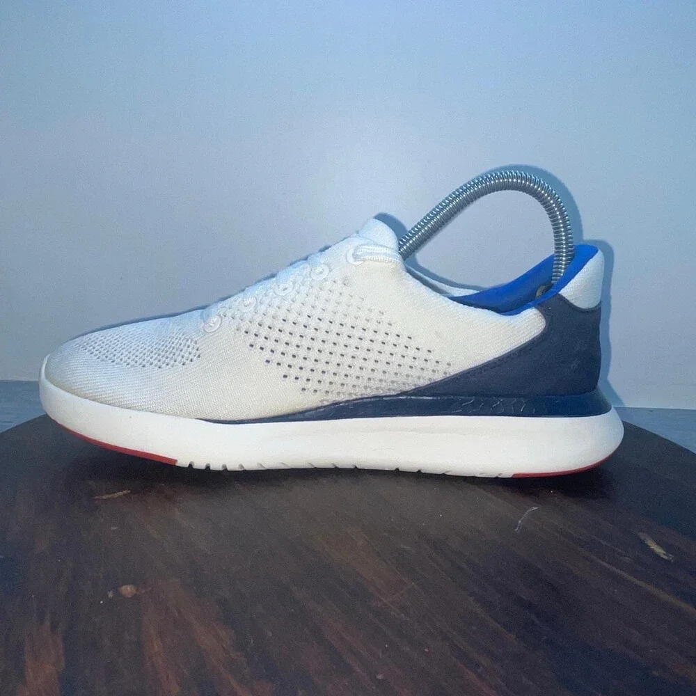 Kizik Lima Sneakers Unisex Women’s 7.5 Men’s 6 White Blue Knit Slip On Shoes